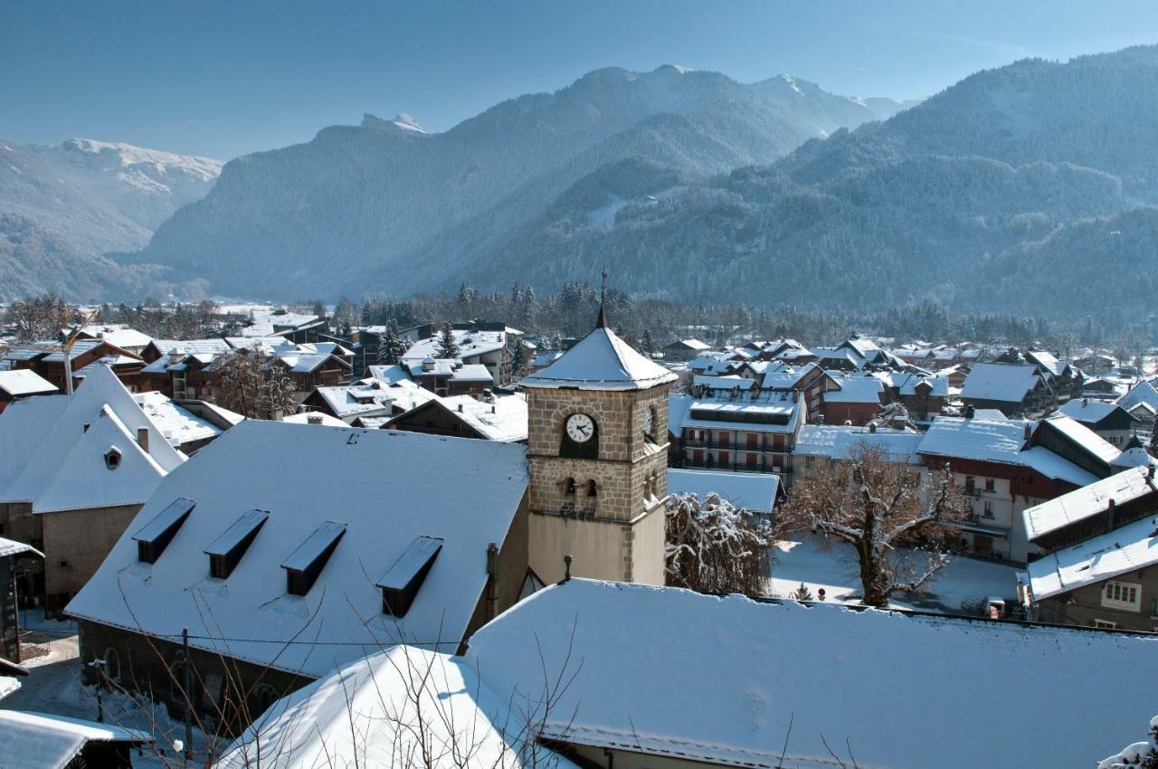 Village Vacances Le Berouze Samoëns Exterior foto